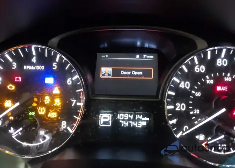 2015 Nissan Altima 2.5 S из США, поврежденный, VIN 1N4AL3AP5FN327973